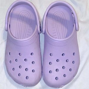 Girls Crocs size 5 lavender in good condition